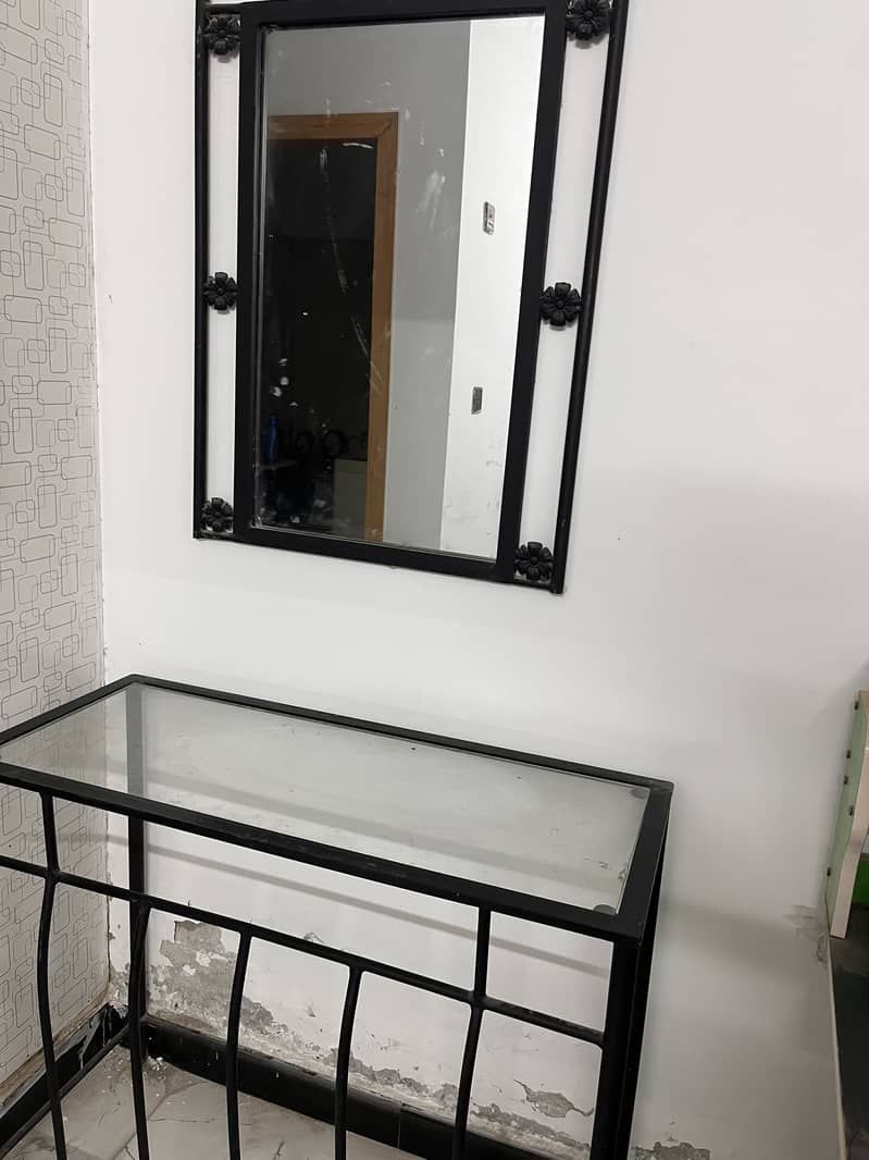Bed set with side tables and dressing and mattess 1