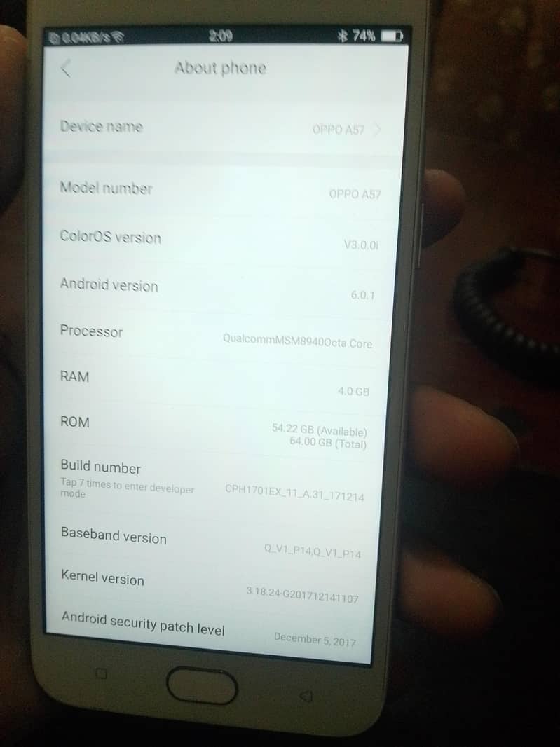 clean condition oppo a57 front finger lock  don't open mobile 1