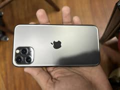 iPhone 11 Pro 256gb JV