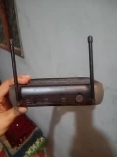 Shure Wireless Microphone Model PGX4