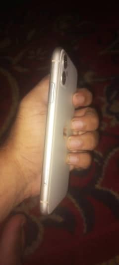 Ifone 11 official approved 128 gb box k sat  03243499730 is pr cont