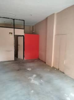 MIAN ESTATE OFFERS 500 SQ ft. SHOP ON 60 feet ROAD AVAILABLE FOR RENT