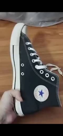 Black high rise converse