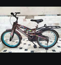 cycle latifabad 11 0.3. 4.5. 3.5. 3.5. . 1.9. 2
