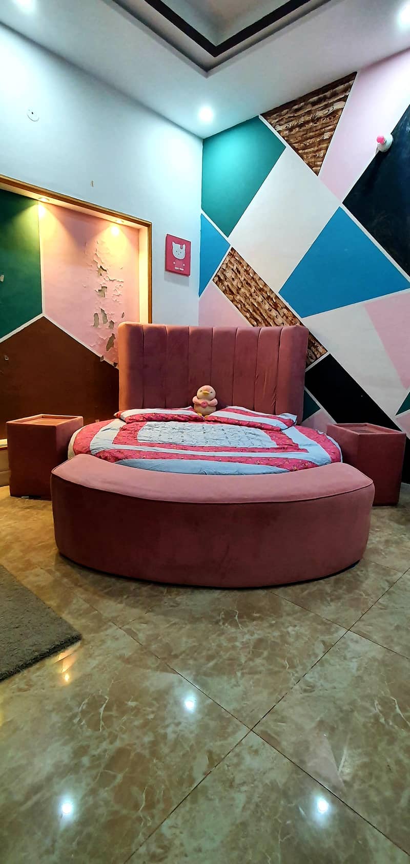 Round bed set with side tables front setti and 2 chairs with table 1