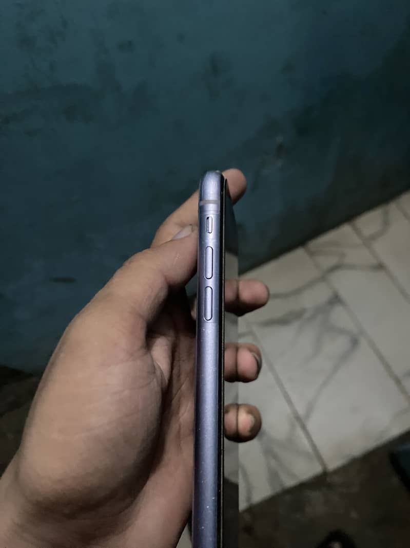 Iphone 11 non pta all okai 2