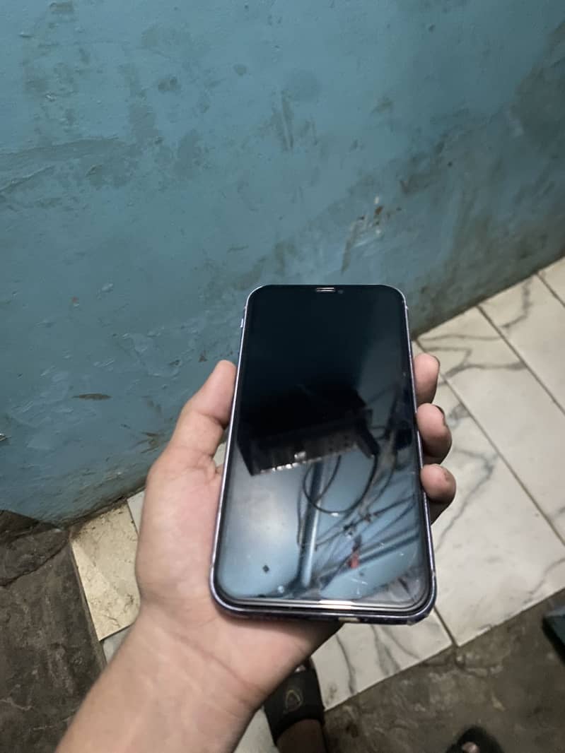 Iphone 11 non pta all okai 3