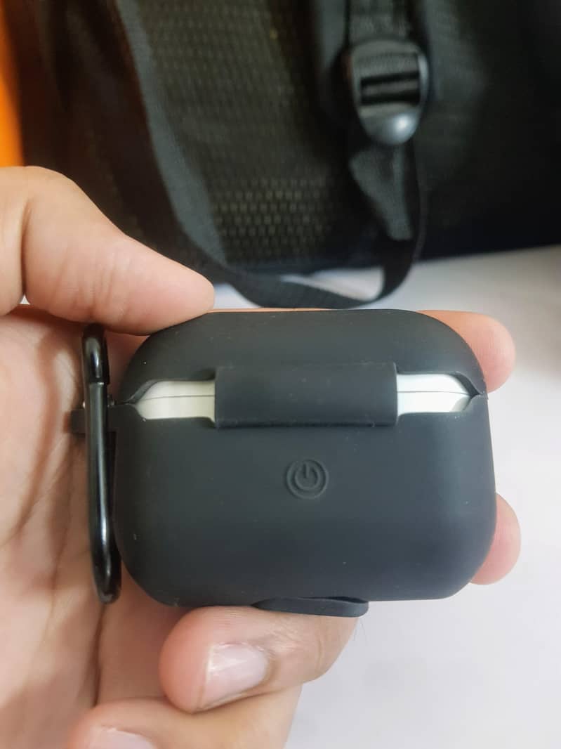 Airpods Pro (2nd generation) with 100% working ANC and ENC 7