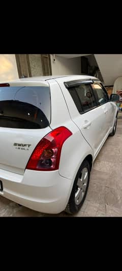 Suzuki Swift 2015 DLX Original Condition