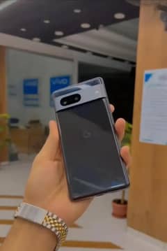 Google pixel 7    8/128
