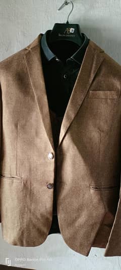 Men's 3 piece formal suit worn only once like new excellent condition