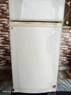 dawlance refrigerator