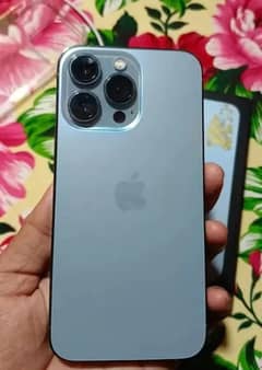 Iphone 13 pro max 256 10/10 with box blue color