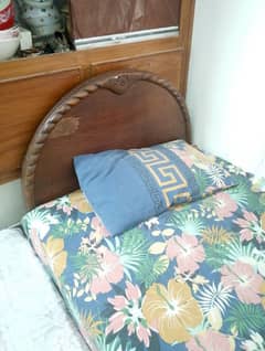 2 single bed without metress