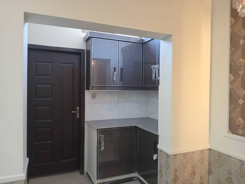 5 Marla Elegant And Fully Maintained Super Hot Located Double Unit House With Gas Is Available In The Best Block Of Khuda Buksh Colony Lahore. 4