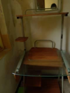 computer table ha condition achi ha