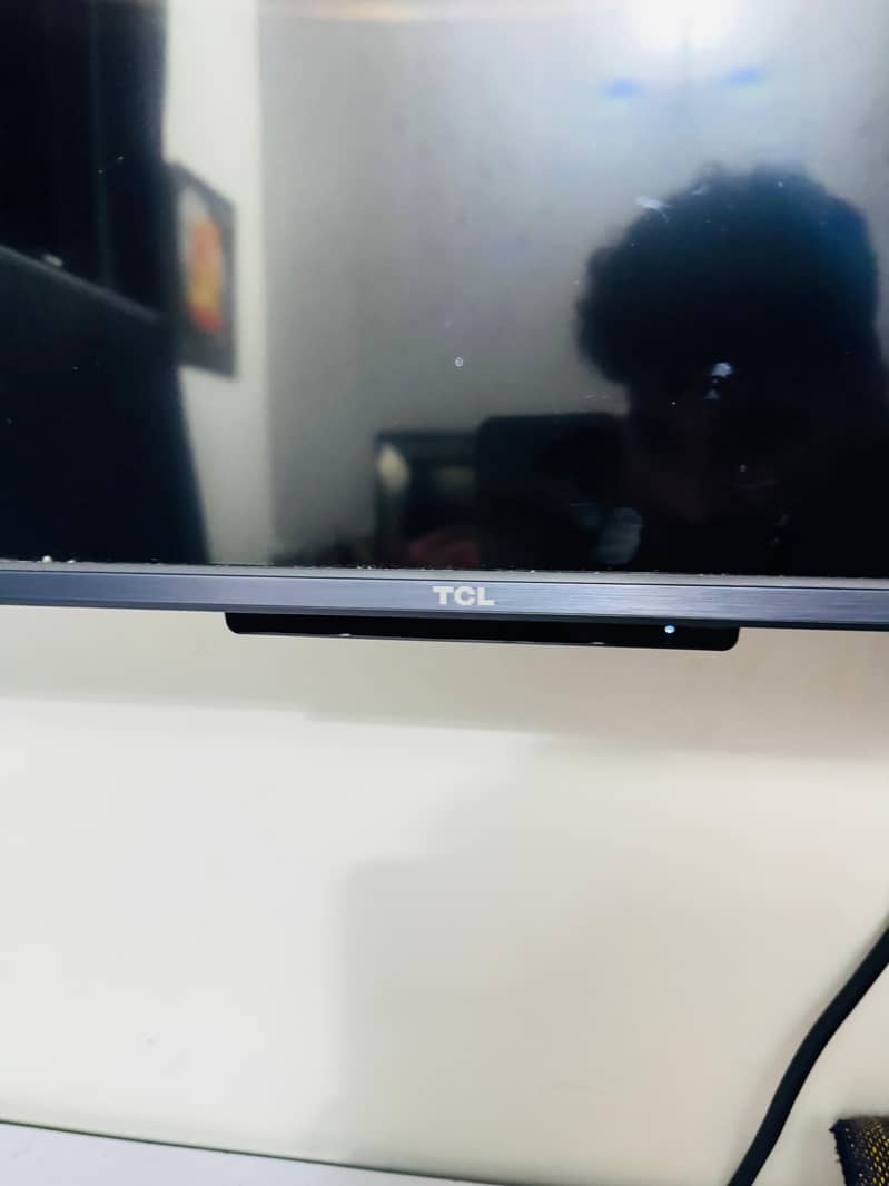 TCL 43" QLED 4K Smart LED (Model 43C645) 10/10 condition 3
