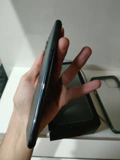 Iphone 11 pro max 256gb pta approved