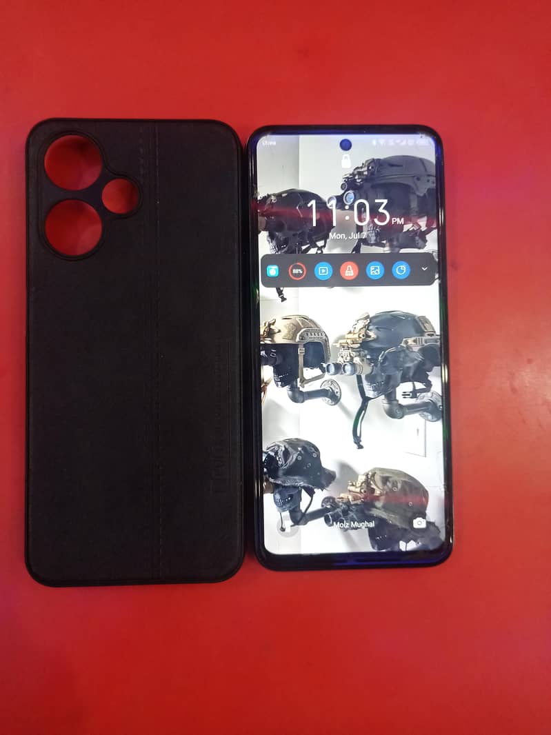 Infinix hot 30 play 4+64 10/10 condition 2 days No Fault with box 1