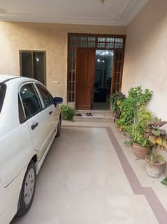 OWNER BUILD HOUSE KHYBAN E SHUJJAT PRIME LOCATION VERY WELL MAINTAINED ATTRACTIVE DEAL