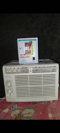 window ac 0.75  ton  original