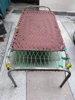 bed and charpae