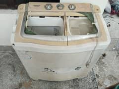 Kenwood washing machine with dryer working condition perfect