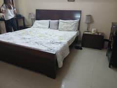wooden bed set