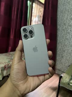 I phone 15 pro max 256 gb jv 10 by 10 original box