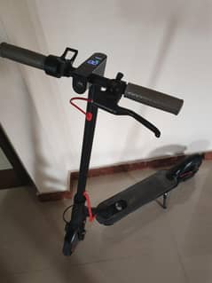 xiaomi Mi Electric scooter M365 excellent condition