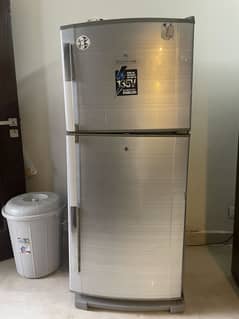 I am selling fridge from original Dawlamce