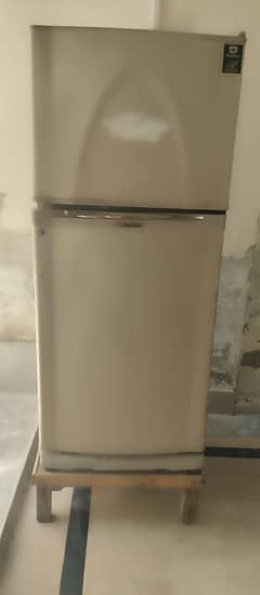 Dawlance refrigerator medium