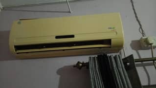 Pel 1 ton split ac Non inverter