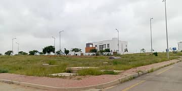 500sq yd Plot Facing Bahria Headoffice FOR SALE (Best Investment Opportunity