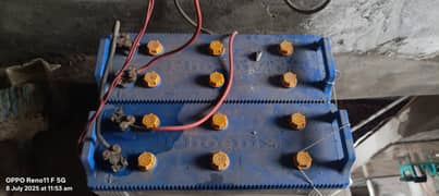 3kv Soler inverter or 2 battery 210amp