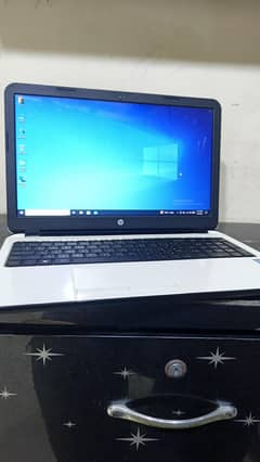 HP New model white color 12inch lcd 8200gpu 16gb ram