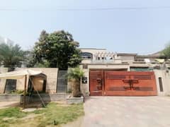 22 Marla House In Central Johar Town Phase 1 - Block E1 For Sale