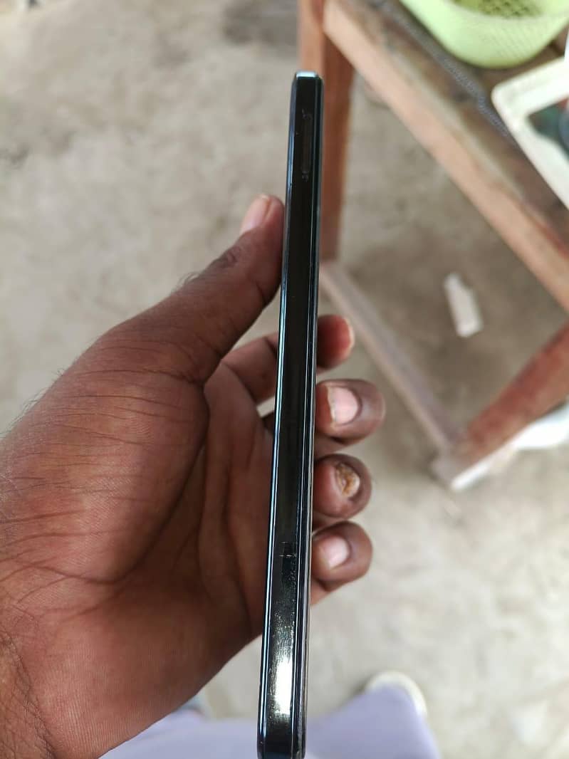 No. 03071608057.     A Best condition mobile tecno spark 10c. 2