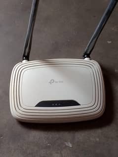 Tp. link ka he Router .