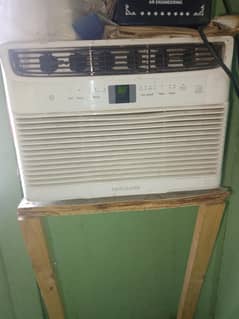 window AC