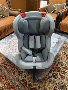 Tinnies Car Seat and rocking chair