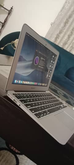 slim and smart macbook air 2015