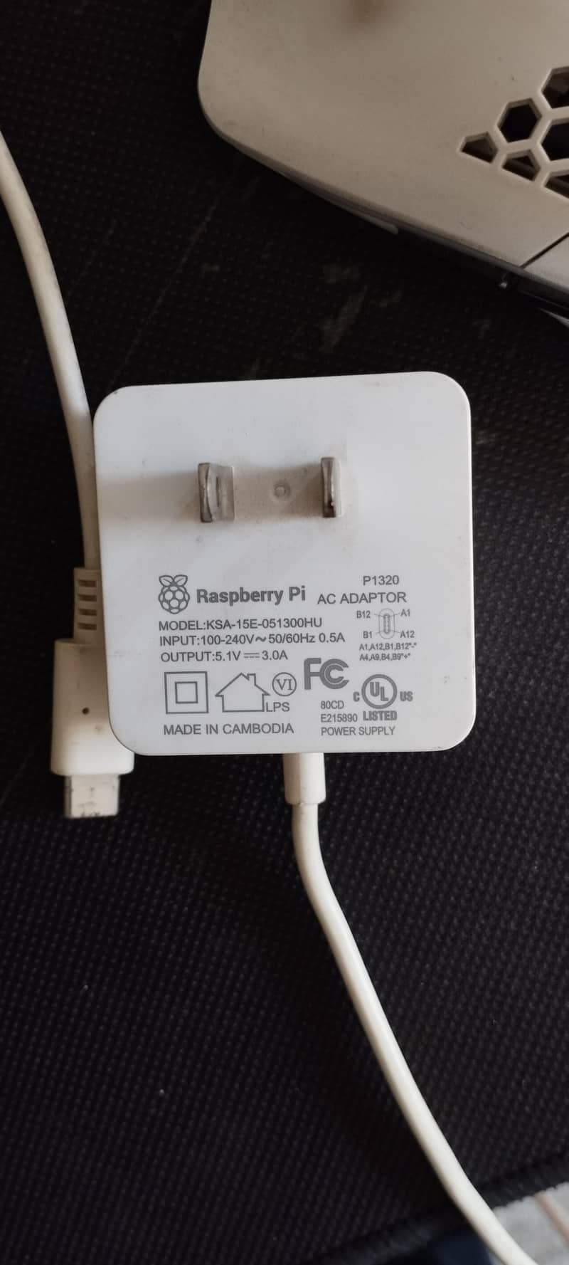 Raspberry pi 4 model B 4 Gb with original power adopter 2