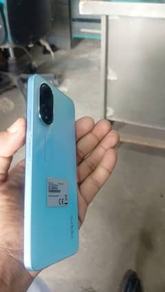 Oppo 18 One Hand Use With Box & Fast Charger
