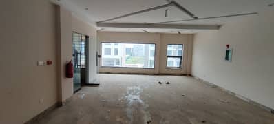 4 Marla 1st floor with Lift
