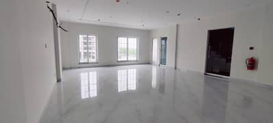 4 Marla Brand new floor with Lift