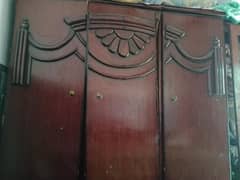 THREE DOOR ALMARI GOOD CONDITION