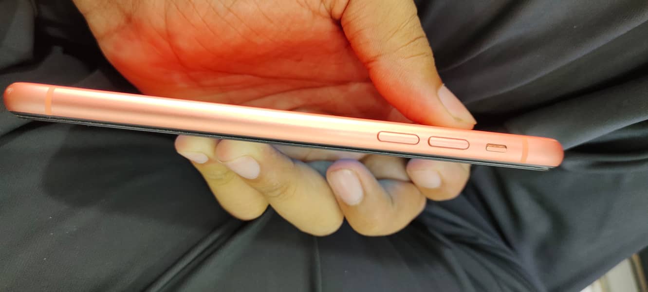 iPhone xr non pta 4 month sim working 1