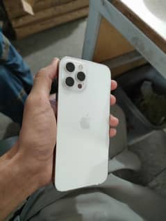 Iphone 12 pro max white