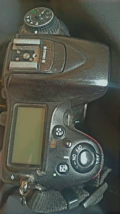 nikon 7100 only body available